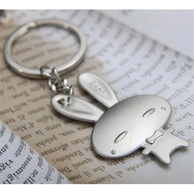 Free Shipping 1 Pair Couple Rabbits Metal Keychain Wedding Favors And Gifts Souvenirs Decoration Mariage Event &amp Party Supplies | Дом и сад