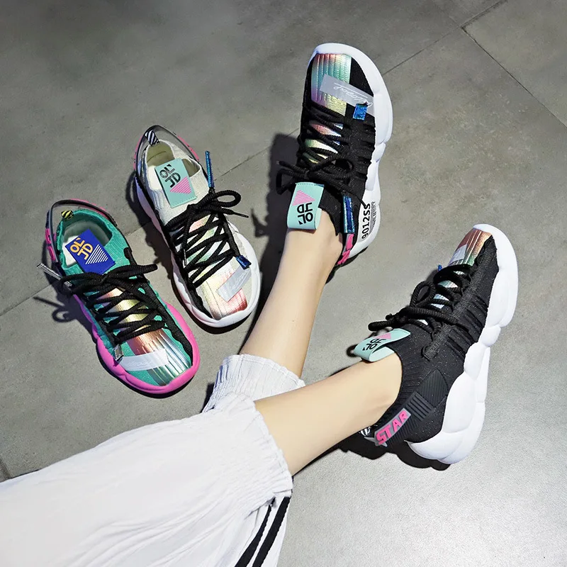 

2019 New Korean Version Baitao Sports Shoes Female Flying Weaving Socks Shoes Female Breathable Student Dad Leisure Shoes