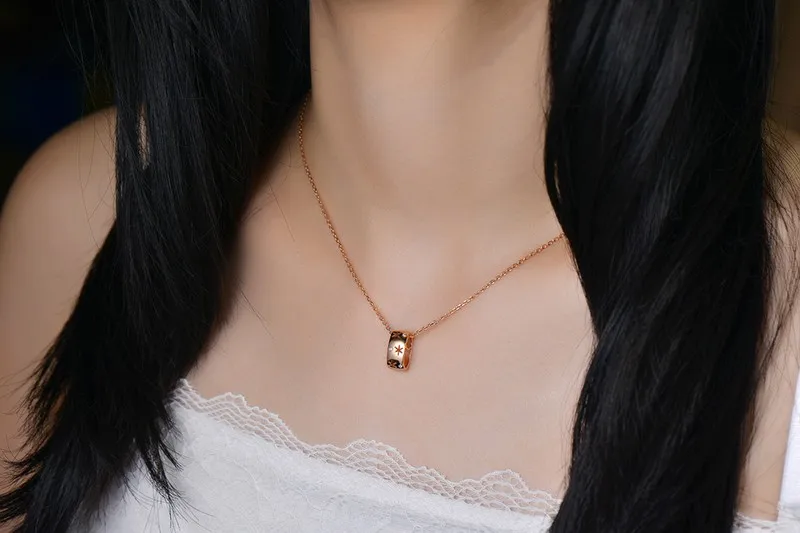 ZOCAI дизайнерское Массивное колье серии ICE and FIRE 0,01 ct настоящий бриллиант кулон 18 K розовое золото с 925 серебряной цепочкой D80083T