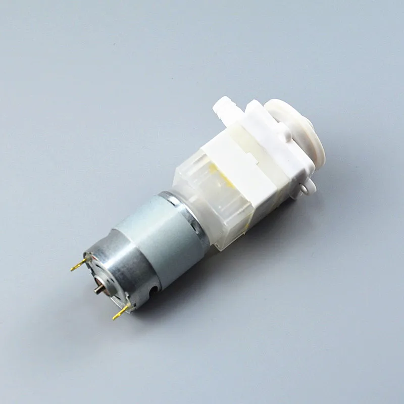12 V/24 V чайный набор микро водяной насос поток 1.4L/мин головка 10m мощность 7 0 W |