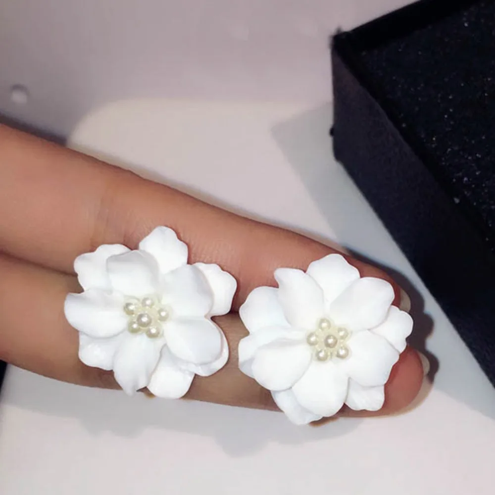 1 Pair New Fashion Big White Flower Earrings For Women Jewelry Elegant Gift Ear Studs #271887 | Украшения и аксессуары