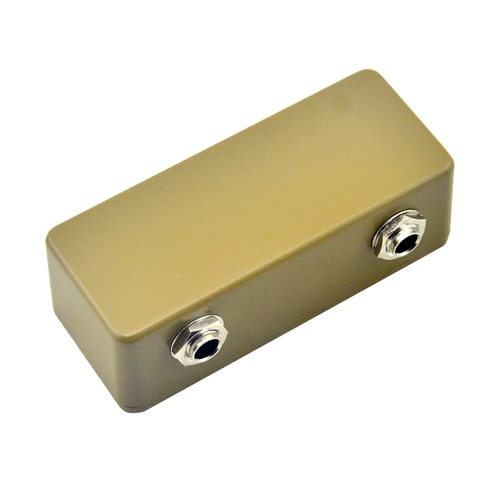

New 6.35mm Guitar Effect Pedal Jumper Box with 1590A Free Shipping