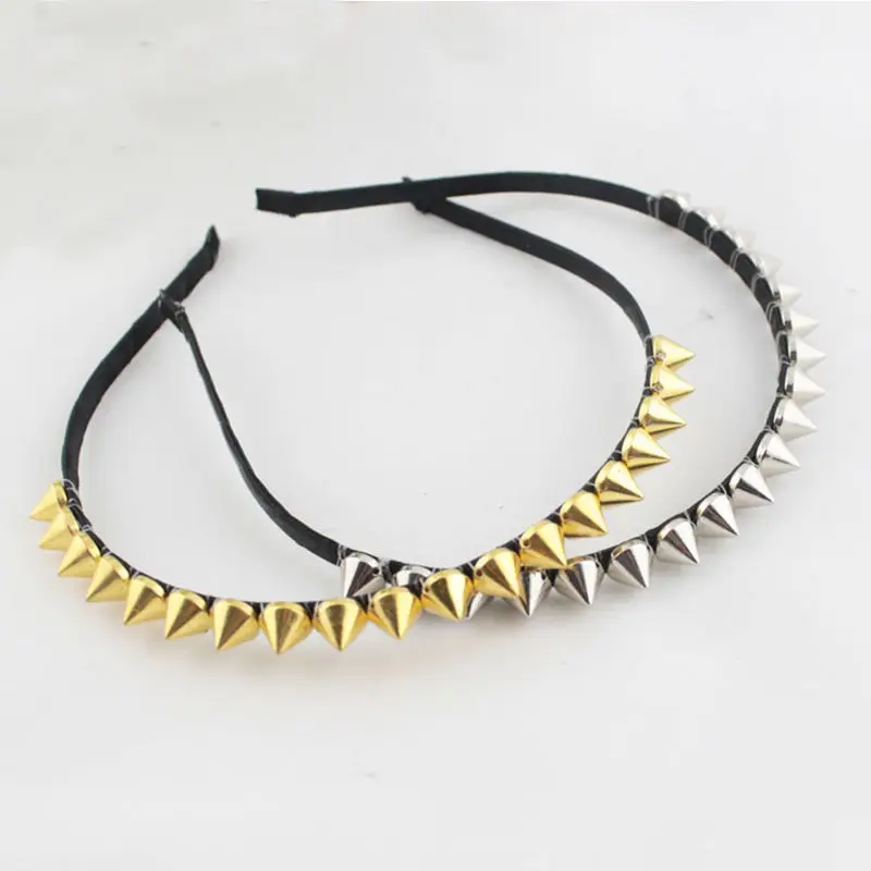 Повязка на голову женская с металлическими шипами и заклепками