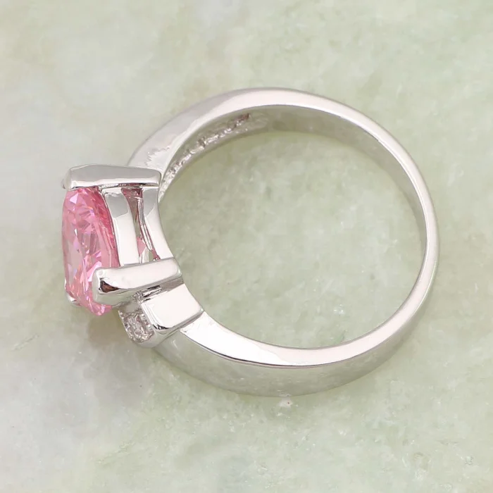 Австралийским опалом кольца розового и серебряного цветов Цвет верхнего слоя