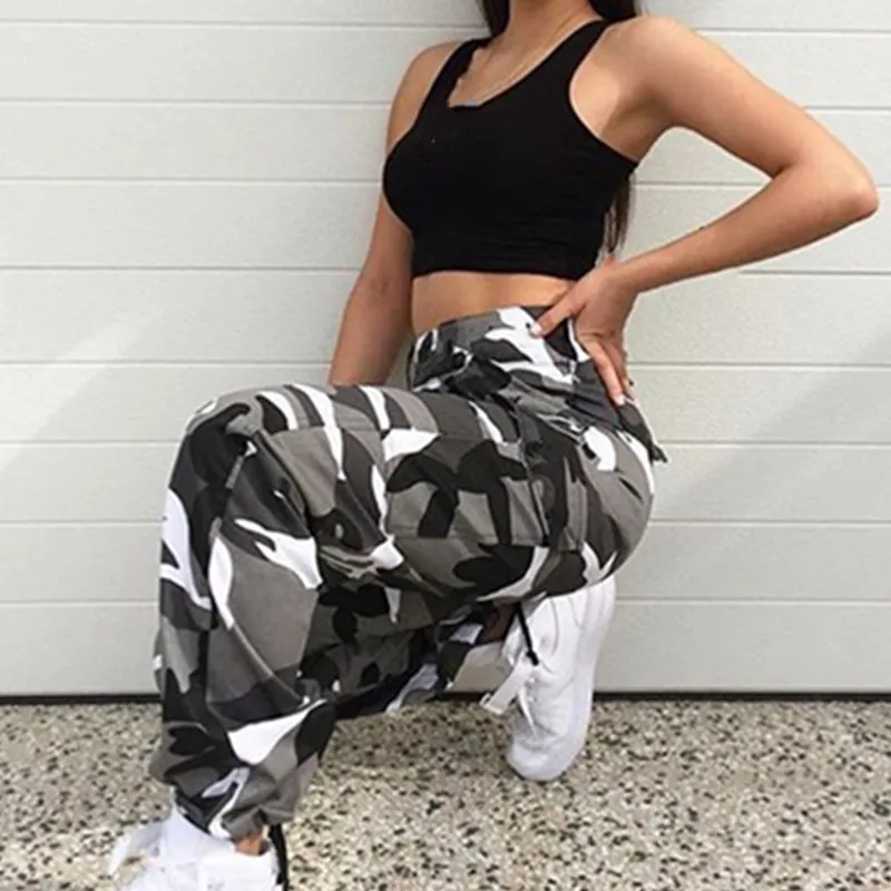 Брюки женские камуфляжные в стиле милитари джоггеры повседневные брюки-карго с