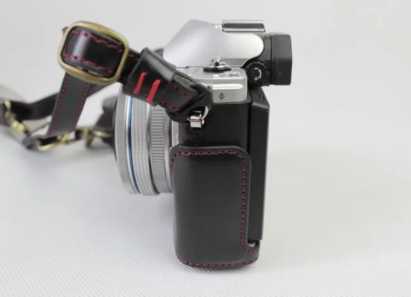 Портативный из искусственной кожи Камера сумка для цифровой камеры Olympus OM-D EM10III EM-10 MarkIII M3 14-42mm EZ чехол с зажимом снизу Батарея открытие