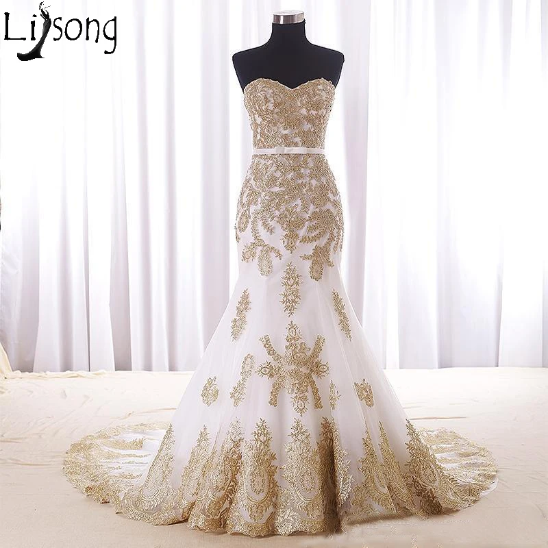 Свадебное платье русалки белого и золотого цвета недорогое кружевное невесты с