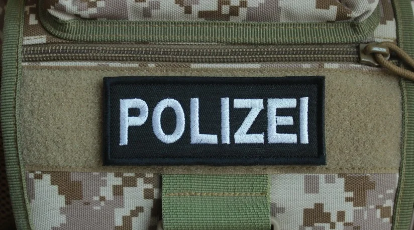 POLIZEI Вышивка POLIZEI полицейский Каратель немецкий y Deutschland Орел Немецкий флаг боевой патч тактическая аппликация эмблема значок - Цвет: POLIZEI