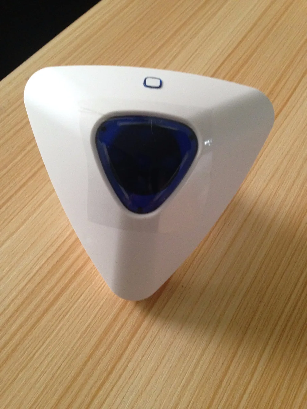 Беспроводной внутренний Крытый мигающяя сигнальная сирена 95db для wifi