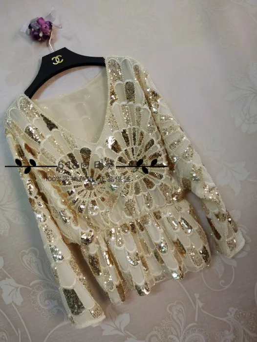 Женская блузка с длинным рукавом летучая мышь и глубоким V-образным вырезом |