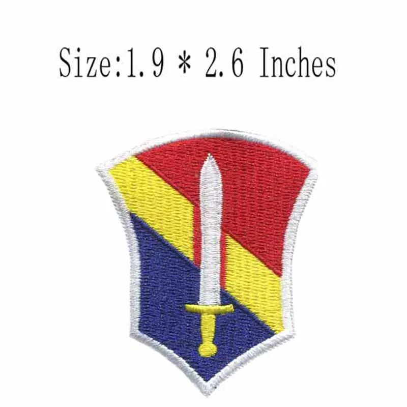 

Меч Щит 1,9 "Широкая вышивка для кунг-фу/железо на подложке/красный желтый синий патч