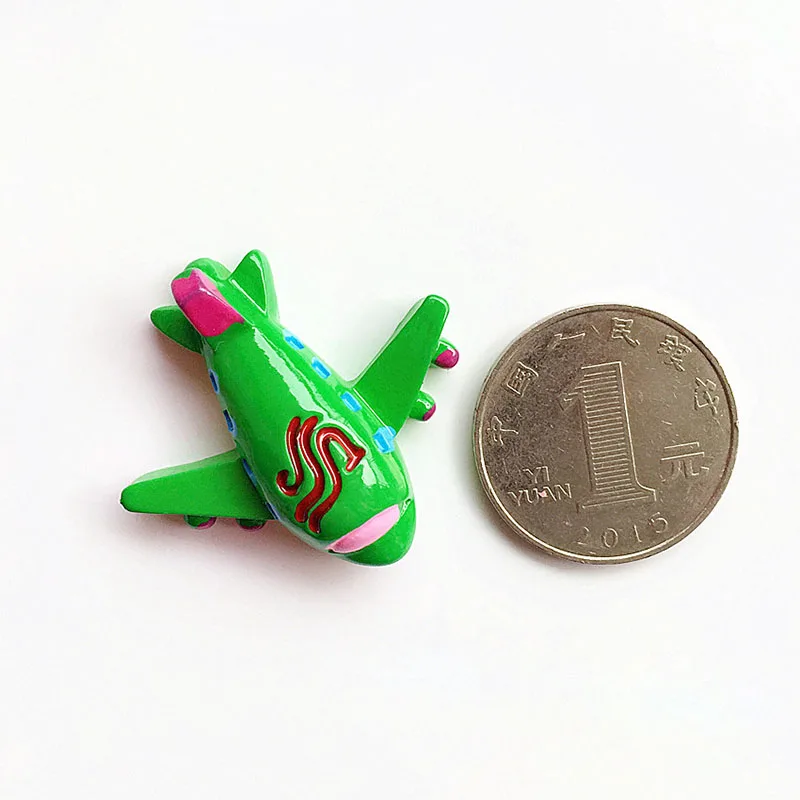 green Airplane Mini Model Refrigerator Sticker Fridge Magnet Cocina Kitchen Calamite Frigorifero Frigo Home Decoration Accessories - Цвет: green