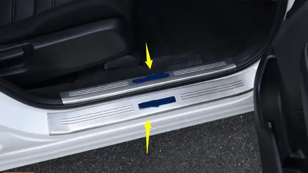 

For Toyota CHR C-HR 2017 2018 car styling cover Stainless Steel pedal Door sill scuff plate Cover inner Built threshold 4pcs