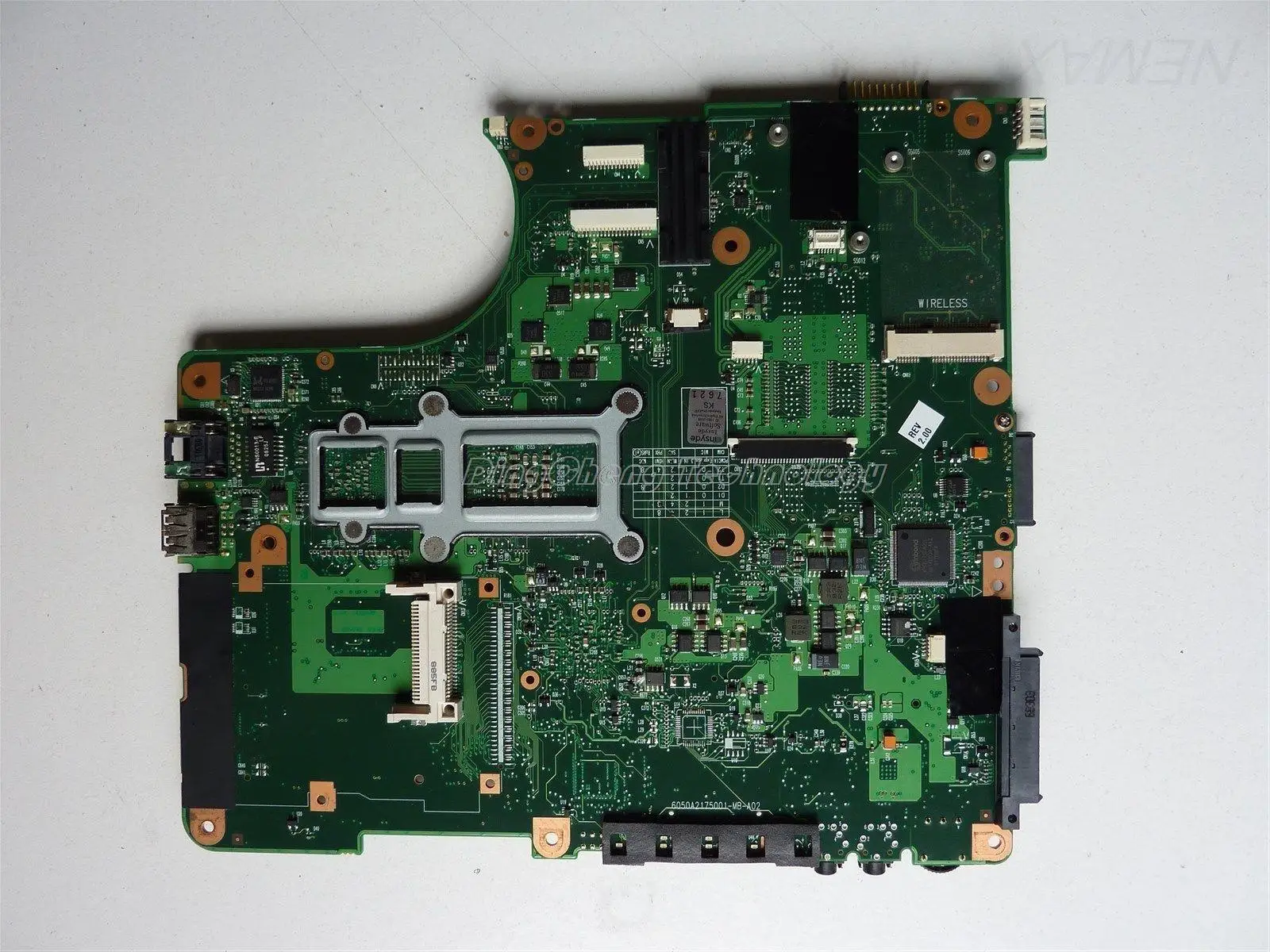 

Laptop Motherboard For Toshiba Satellite L300 L305D V000138330 6050A2175001-MB-A02 DDR2 Mainboard