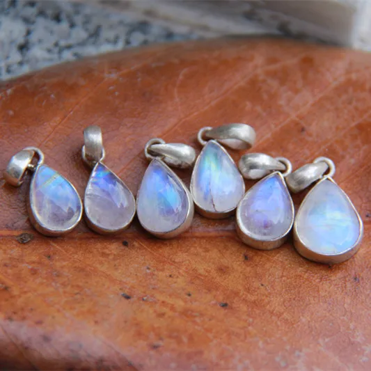 Ninisn Nepal Moonstone pendants Teardrop Shaped Pendant Lumbini Pokhara Silver 925 Silver