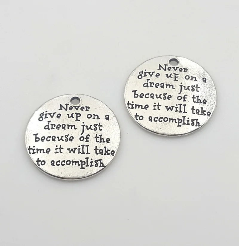 Никогда не бросайте мечту... Сообщение Очаровательная в серебряных тонах