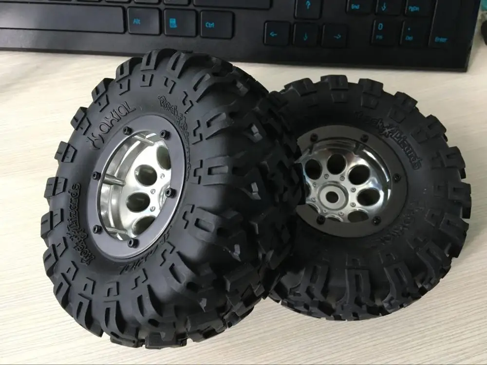 Осевой 2 1/10 Набор шин для гусеничного автомобиля RC Rock Crawler Axial AX10 Wraith 90018 90048 990025 90031