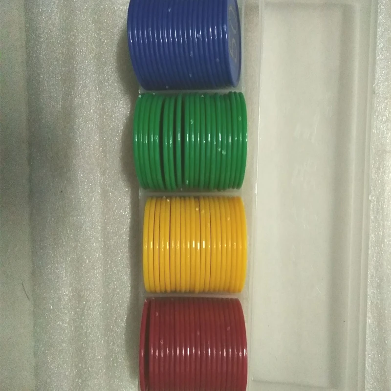 Оптовая продажа приблизительный набор 80 шт. Золотая покерная коробка для