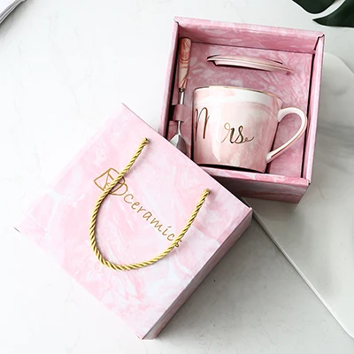 Pink Mrs C Gift Роскошная розовая Золотая керамическая мраморная кофейная кружка Mr Mrs, чашка для свадебных пар, подарки для влюбленных, кружка фарфоровая, молочный чай, чашка для завтрака - Цвет: Pink Mrs C Gift