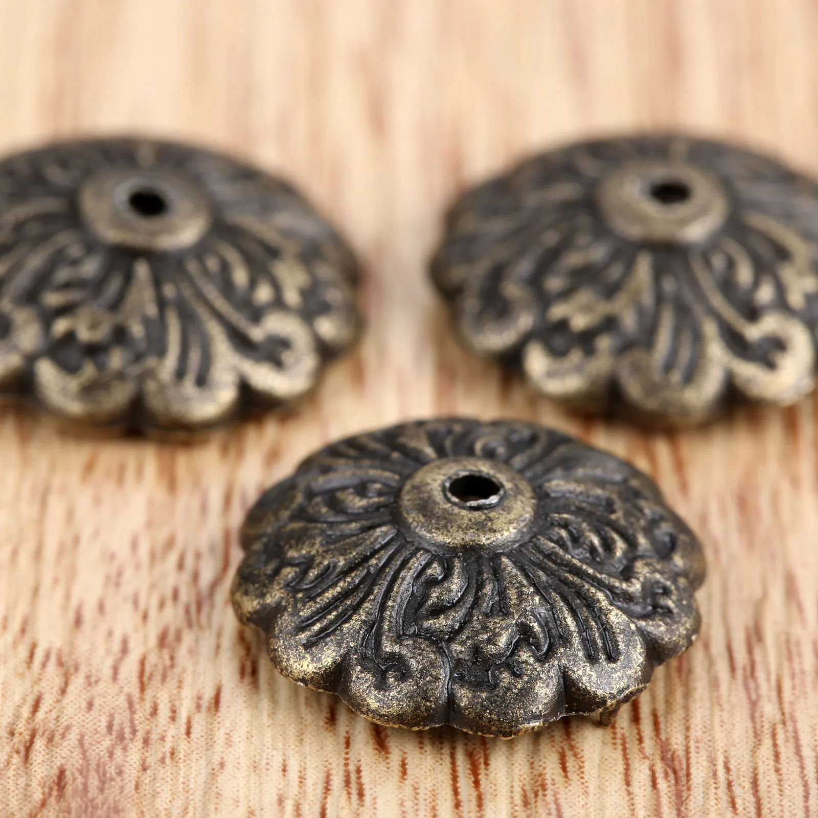50Pcs 15mm Dia.Antique Brass Upholstery Nail Jewelry Chest Wine Gift Box Decor Tack Stud For Furniture Hardware