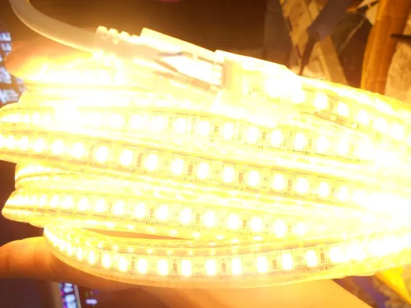 Светодиодный супер яркий водонепроницаемый гибкий светодиодный светильник 120 s/m