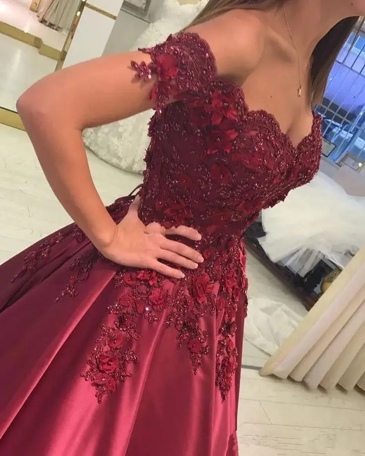 Вечернее платье Robe de soiree 2019 сексуальное кружевное нарядное с открытыми плечами