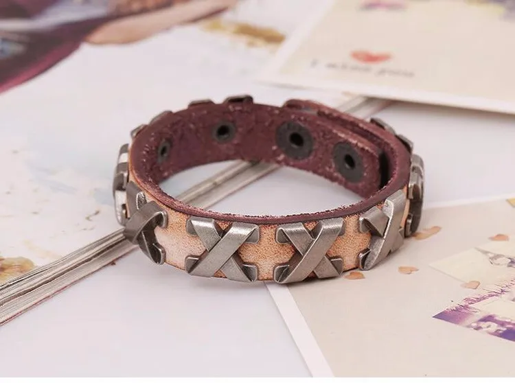 100% из натуральной яловой кожи браслет украшенная металлическими крестами