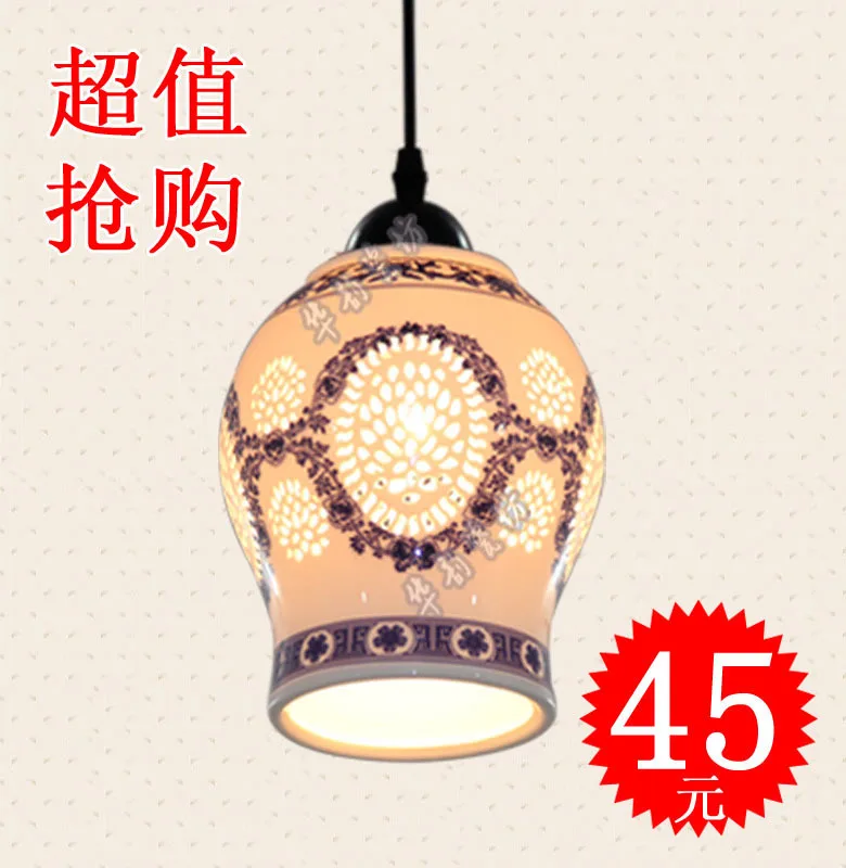 New snapping up blue and white ceramic chandelier antique Chinese wooden lamp bedroom shop decorative single head | Лампы и освещение