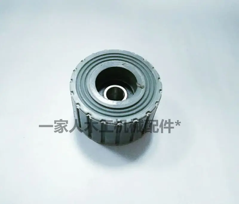 

10pcs Zhongyi edge banding machine delivery pressure wheel Made of pure rubber and durable pressure wheel