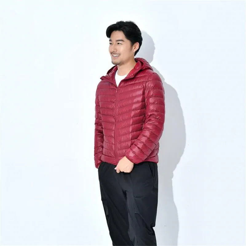 

Covrlge Men Hooded Down Coat 2018 Autumn Winter New Man Duck Down Jacket Light Thin Jackets Plus Size Outerwear Coats MWY002