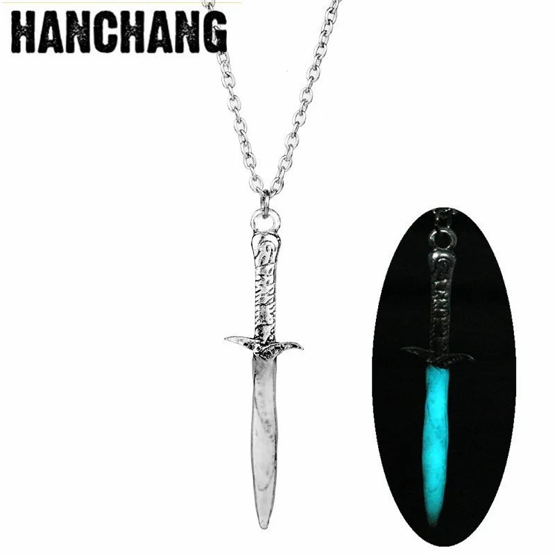 

Movie Jewelry The Sting Luminous Sword Necklace Glow In The Dark Weapon Accessories Chain Collier For Women Men Gift