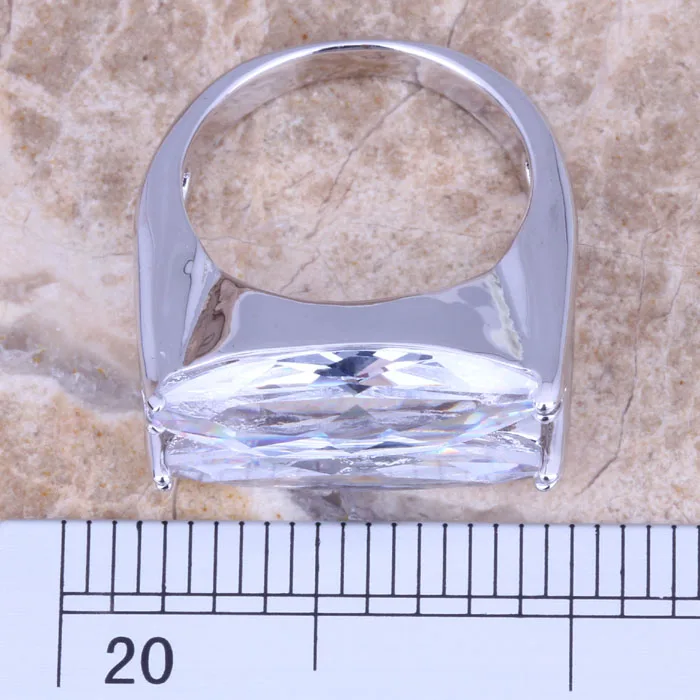 Очаровательное женское посеребренное кольцо с белым фианитом размер 6 7 8 9 R1107 |