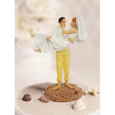 beach wedding theme cake topper bride and groom kissing on the beach  wedding cake topper cake stand wedding gifts