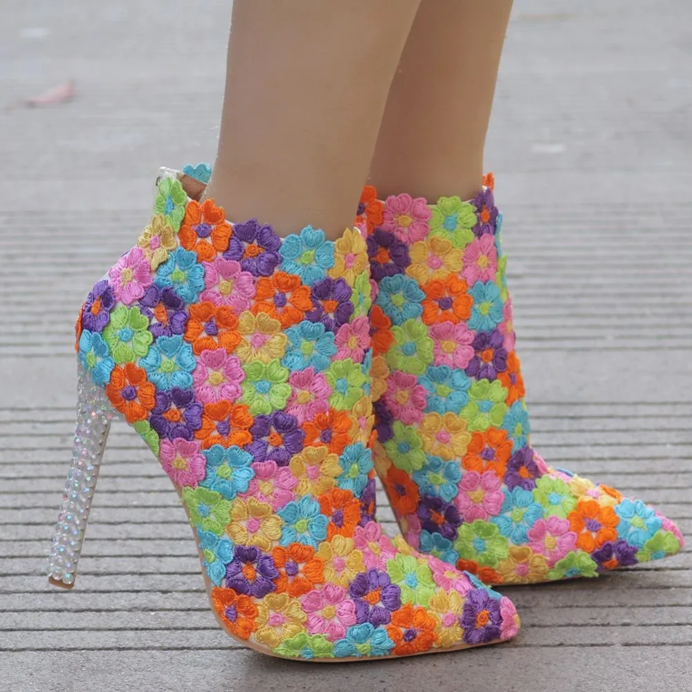 

2019 High Quality Wedding Shoes Women Ankle Boots Winter Supper High Thin Heels 11CM Zipper Flower Pearl Pointed Toe Ladies Boot