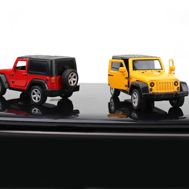 Внедорожный трансформер Jeep Wrangler Diecasts& Toy Vehicles модель автомобиля с коллекцией автомобиля игрушки для мальчика Детский подарок на день рождения