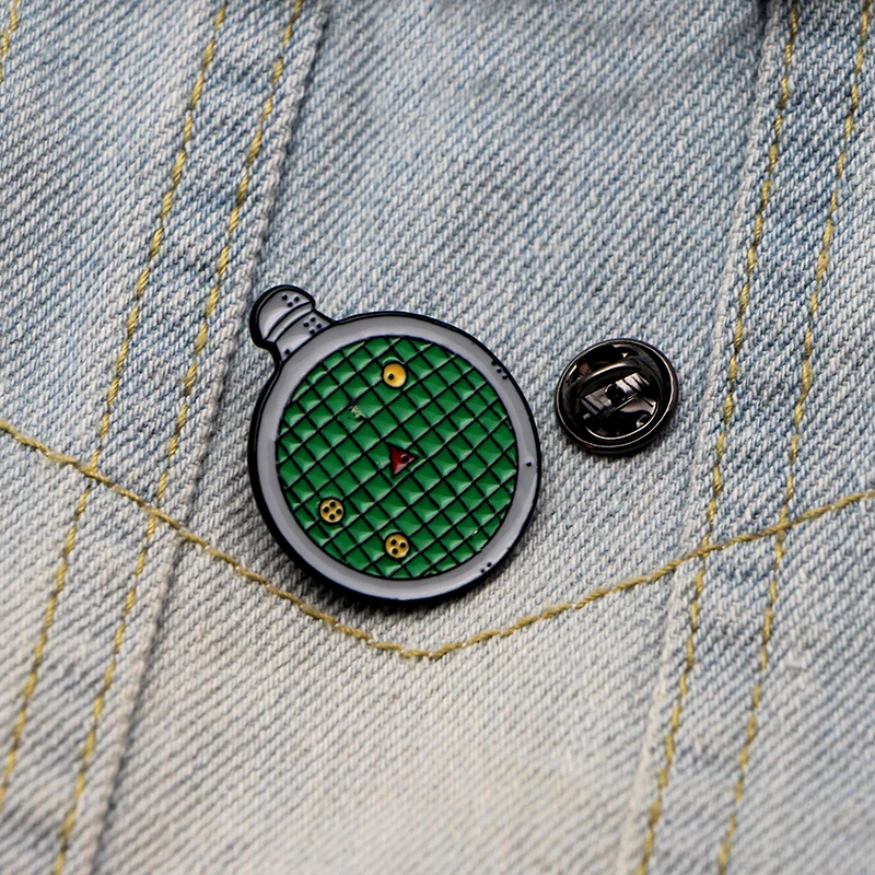 DMLSKY Dragon Ball Detector Милая декоративная брошь в виде павлина металлические бейджиковые значки на рюкзаке булавка брошь для одежды Ювелирные изделия подарок M2649