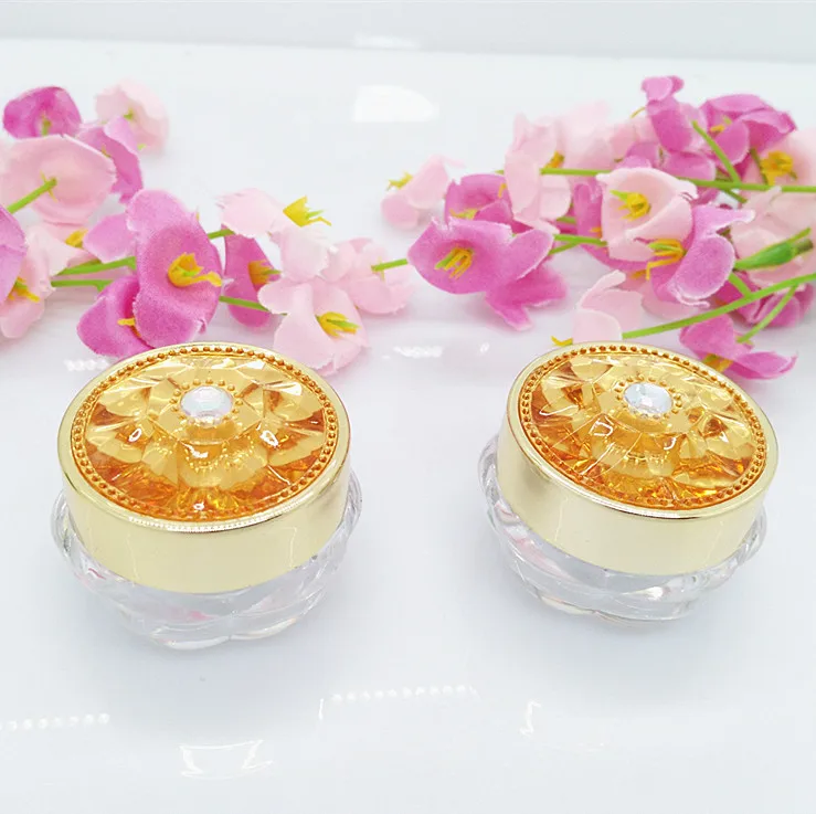 100pcs Luxury Diamond flower shaped plsatic 5 g small jar , 5g small plastic cosmetic containers , sample cosmetic jars for sale
