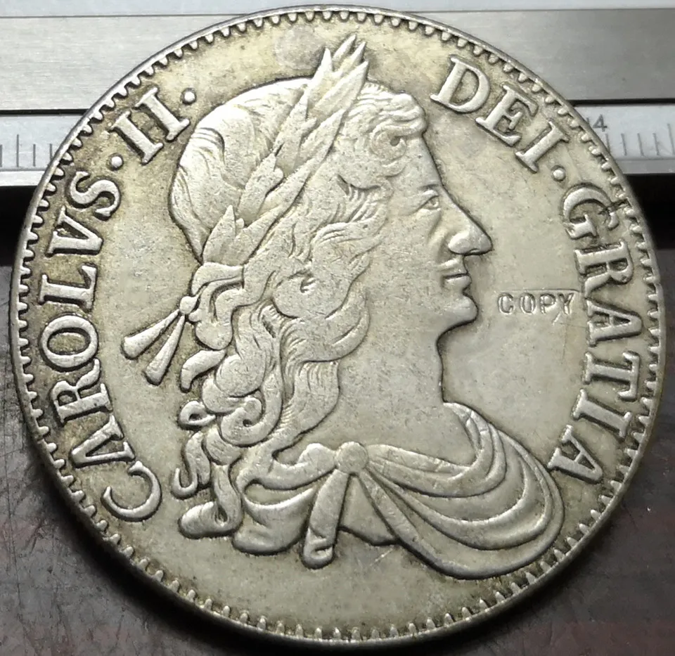 

1679 Англия 1 Корона-Чарльз II 4-й портрет Посеребренная КОПИЯ монета