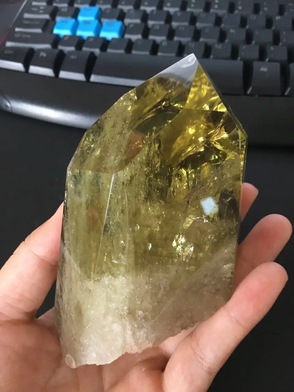 

1 pcs natural large rainbow citrine rough point healing