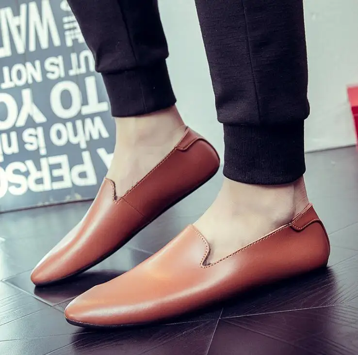 light brown YATNTNPY/Модная Повседневная обувь; Мужская обувь из мягкой кожи; Мужская обувь для вождения; удобная обувь на плоской подошве; Мокасины без застежки; 3 однотонных цвета - Цвет: light brown