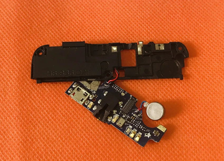 Б/у оригинальная зарядная плата с usb разъемом + микрофон Громкий динамик для KOOLNEE K1