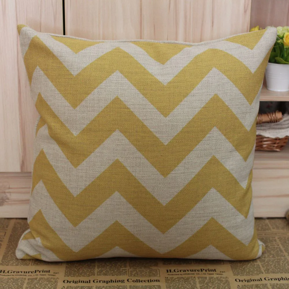 Желтая льняная наволочка LINKWELL 45*45 см с шевроном зигзаг волнистая