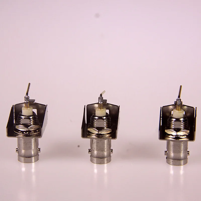 BNC FEMALE CHASSIS MOUNT PC BOARD PCB Mount Female Center Solder Right Angle Chassis Connector 4pcs/lot | Строительство и ремонт