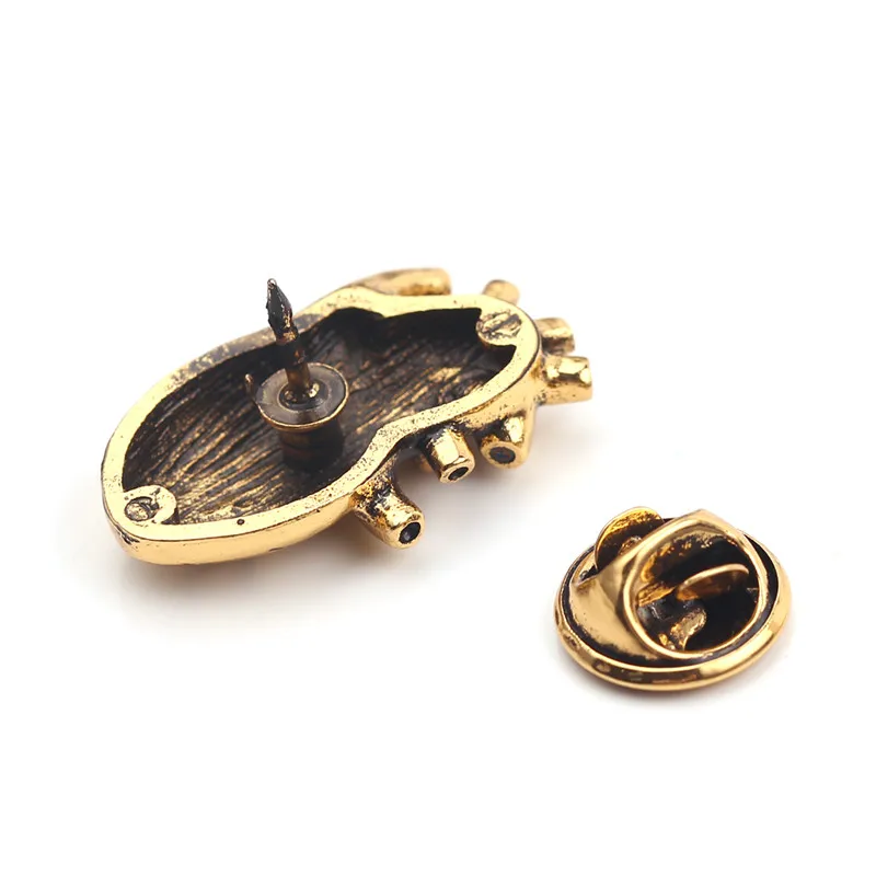 Bloody Heart Brooch Gold Rose Gold Medical Enamel Pin Lapel Pin Clothing For Women Doctor Broche Pins Metal Jewelry Gifts