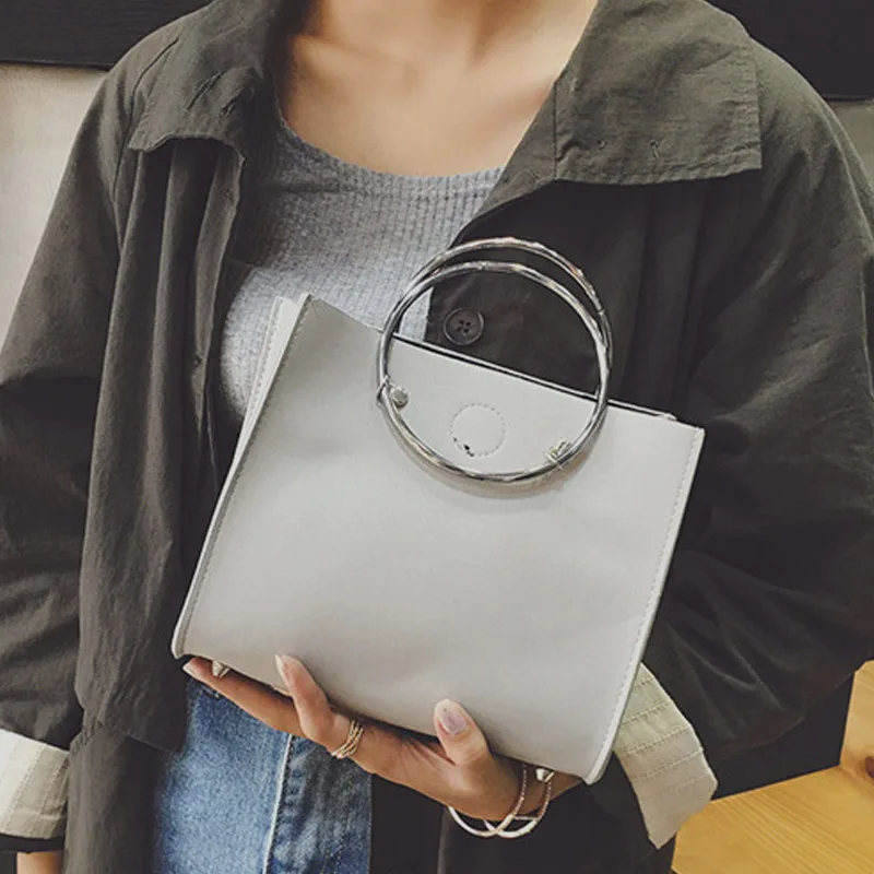 Модная женская сумка мессенджер с маленькой металлической ручкой и кольцом