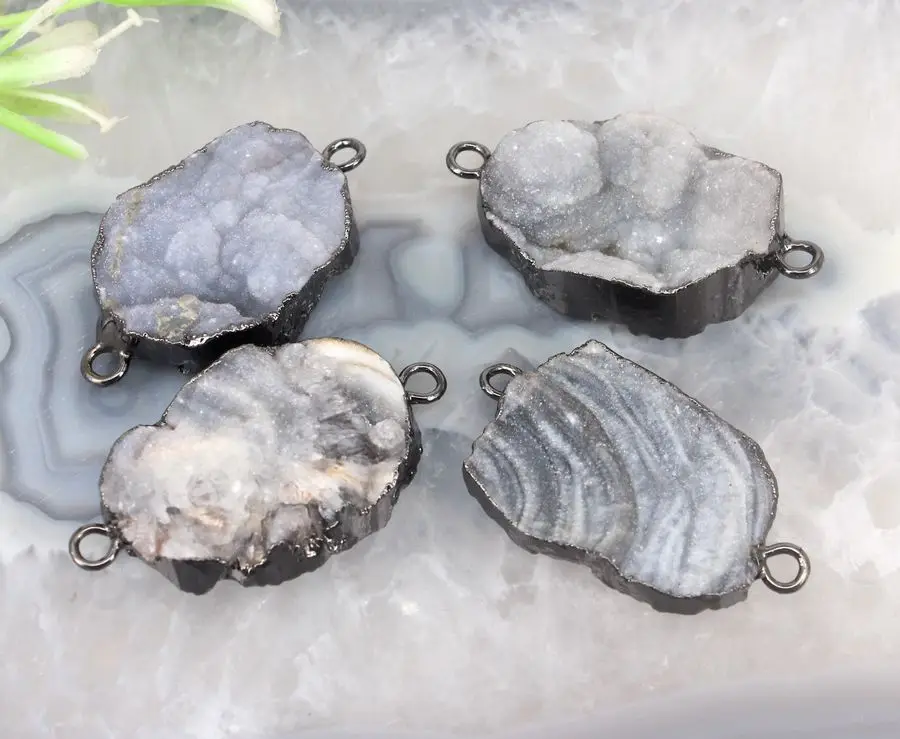 Соединитель из натурального кварцевого камня бусины черного цвета для бижутерии