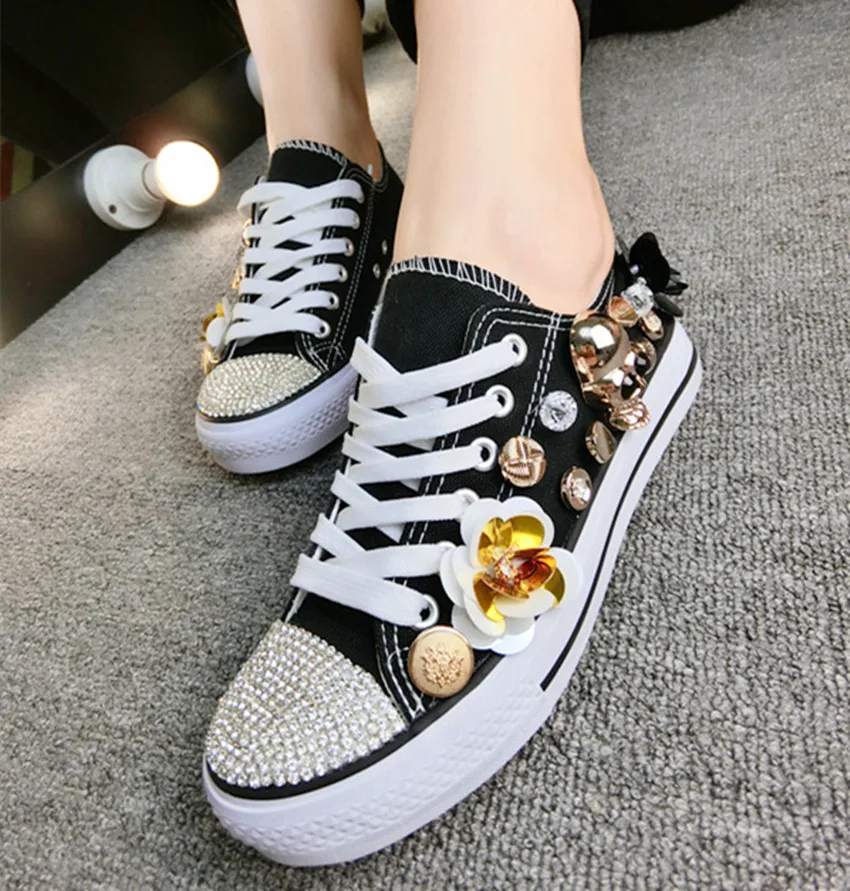 Новинка универсальная женская обувь с трехмерными цветами стразами черепами и