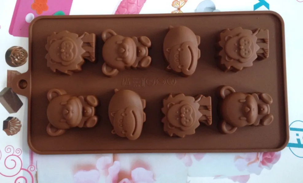 Дизайнерский чехол с изображением Льва медведя декоративный элемент в виде