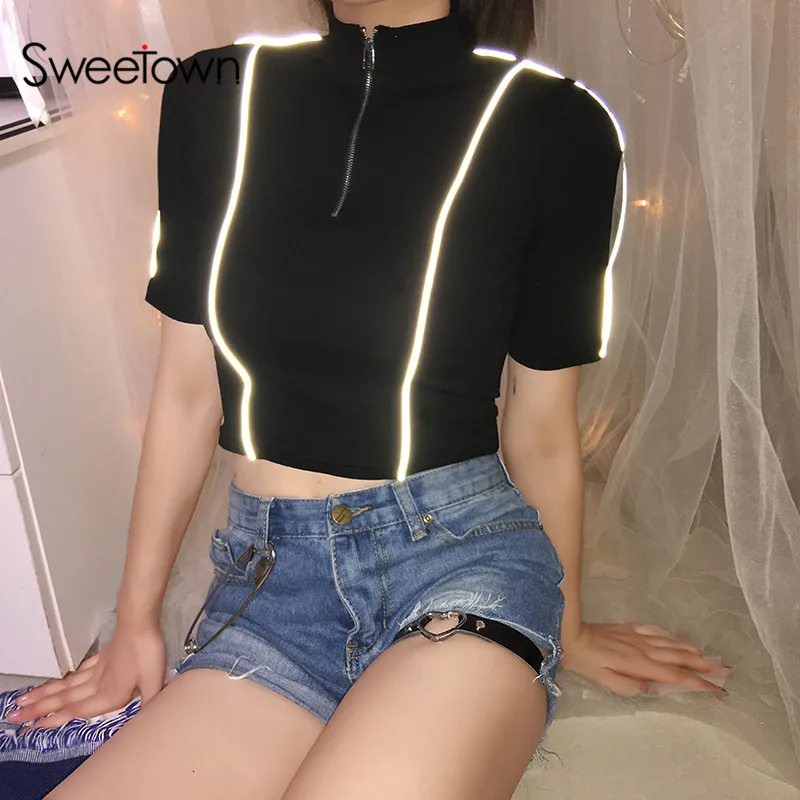 Sweetown белая Лоскутная Светоотражающая полосатая Базовая футболка с эффектом пуш-ап, спортивная одежда с коротким рукавом и стоячим воротником, тонкая сексуальная женская футболка
