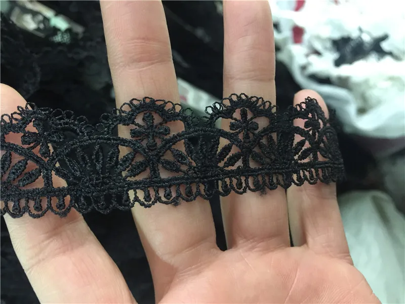 Горячая продажа 145 ярдов белый и черный венозный кружевной отделкой свадьба сделай сам изготовленный шитье полиэстер кружевная отделка 2,5 см